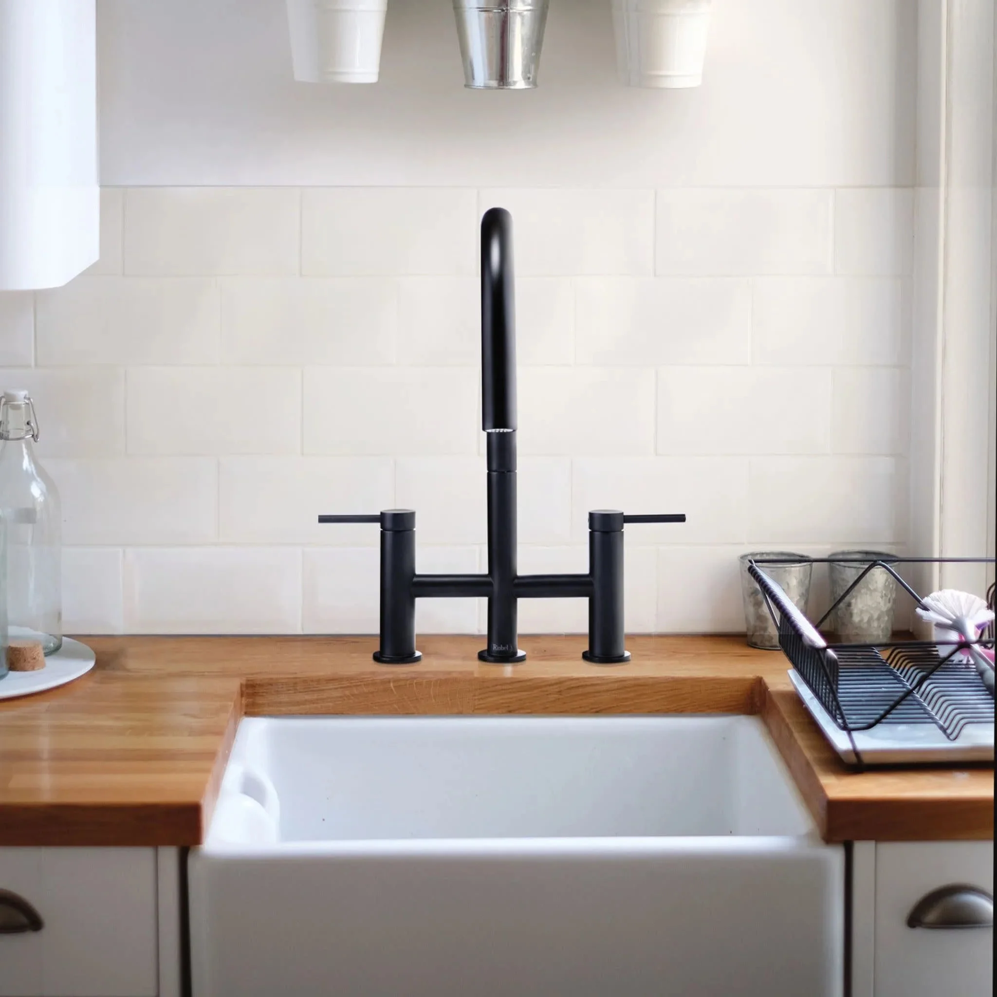 Robinet de cuisine rétractable de la Collection Bridge Azure - Image 8