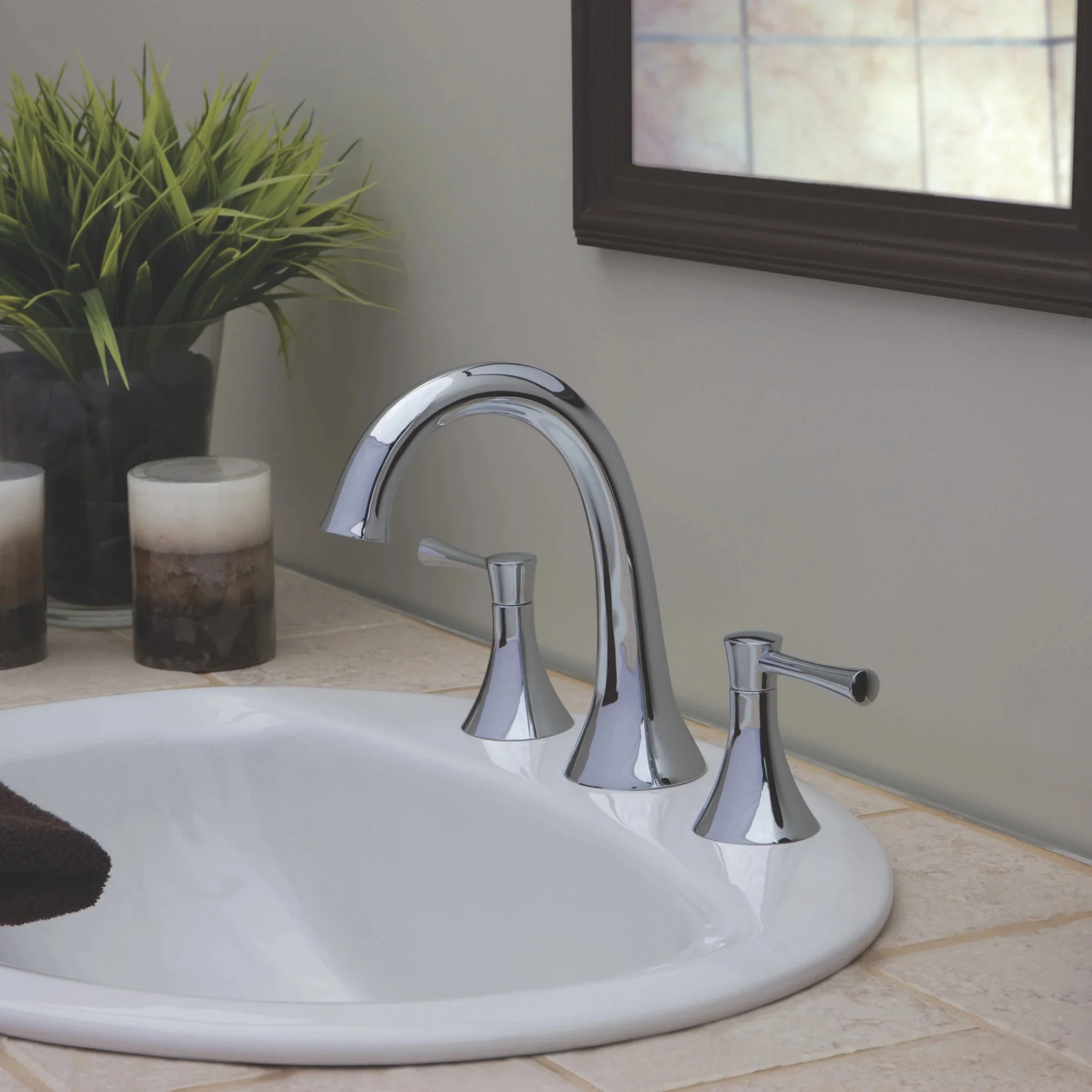 Robinet de lavabo 8 pouces Collection Edge - Image 4