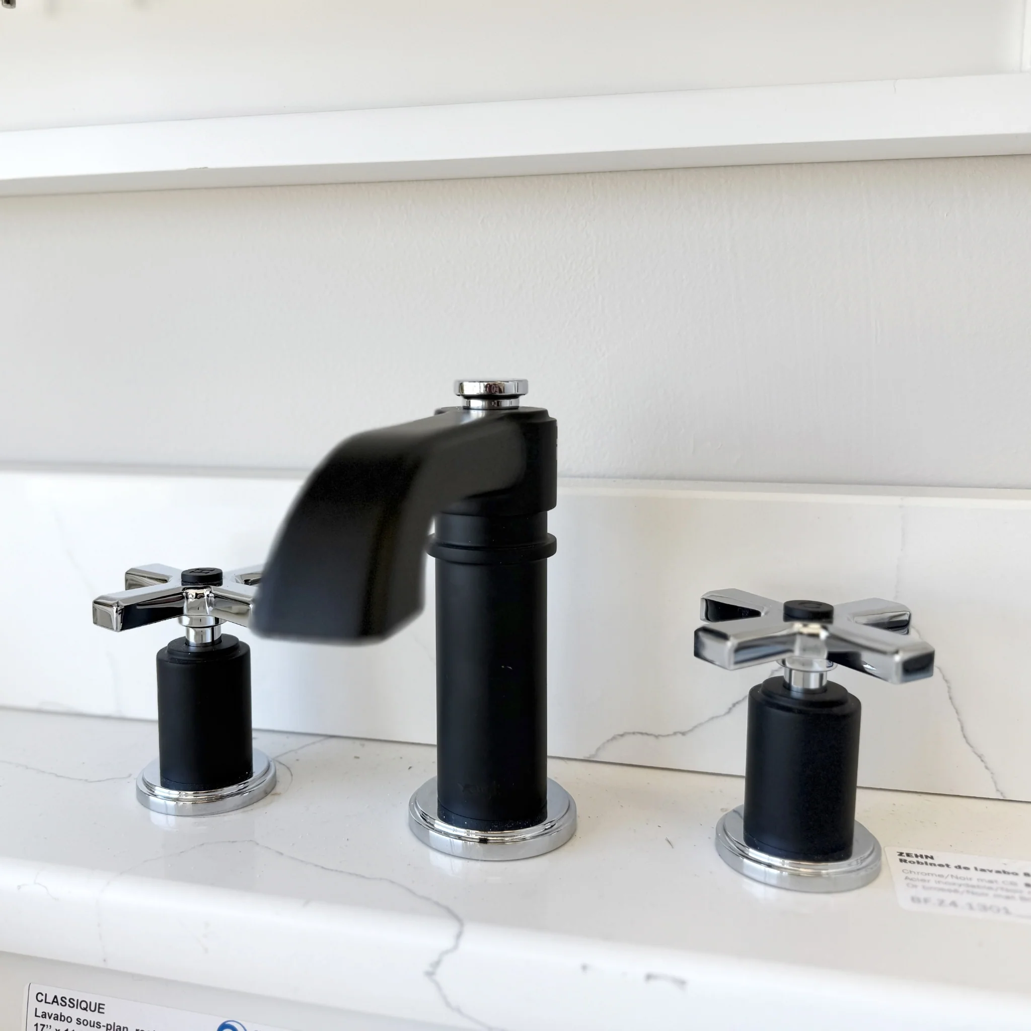 Robinet de lavabo Noir mat / Inox Collection Zehn DEMO - Image 2